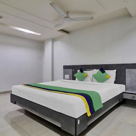 Hotel Vjr Residency By Hotelscart Hyderabad Eksteriør billede
