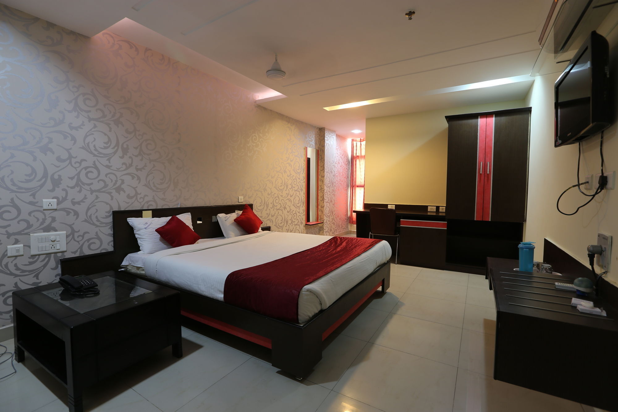 Hotel Vjr Residency By Hotelscart Hyderabad Eksteriør billede