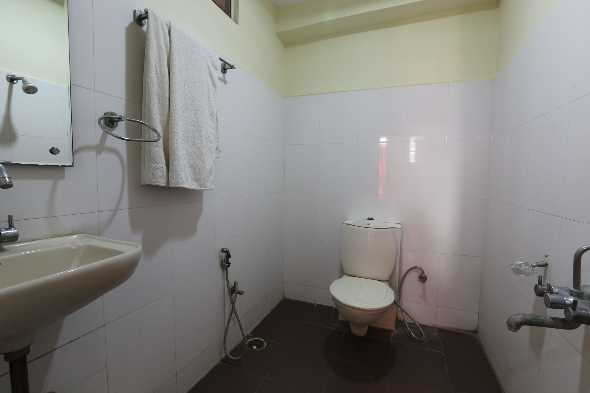 Hotel Vjr Residency By Hotelscart Hyderabad Eksteriør billede